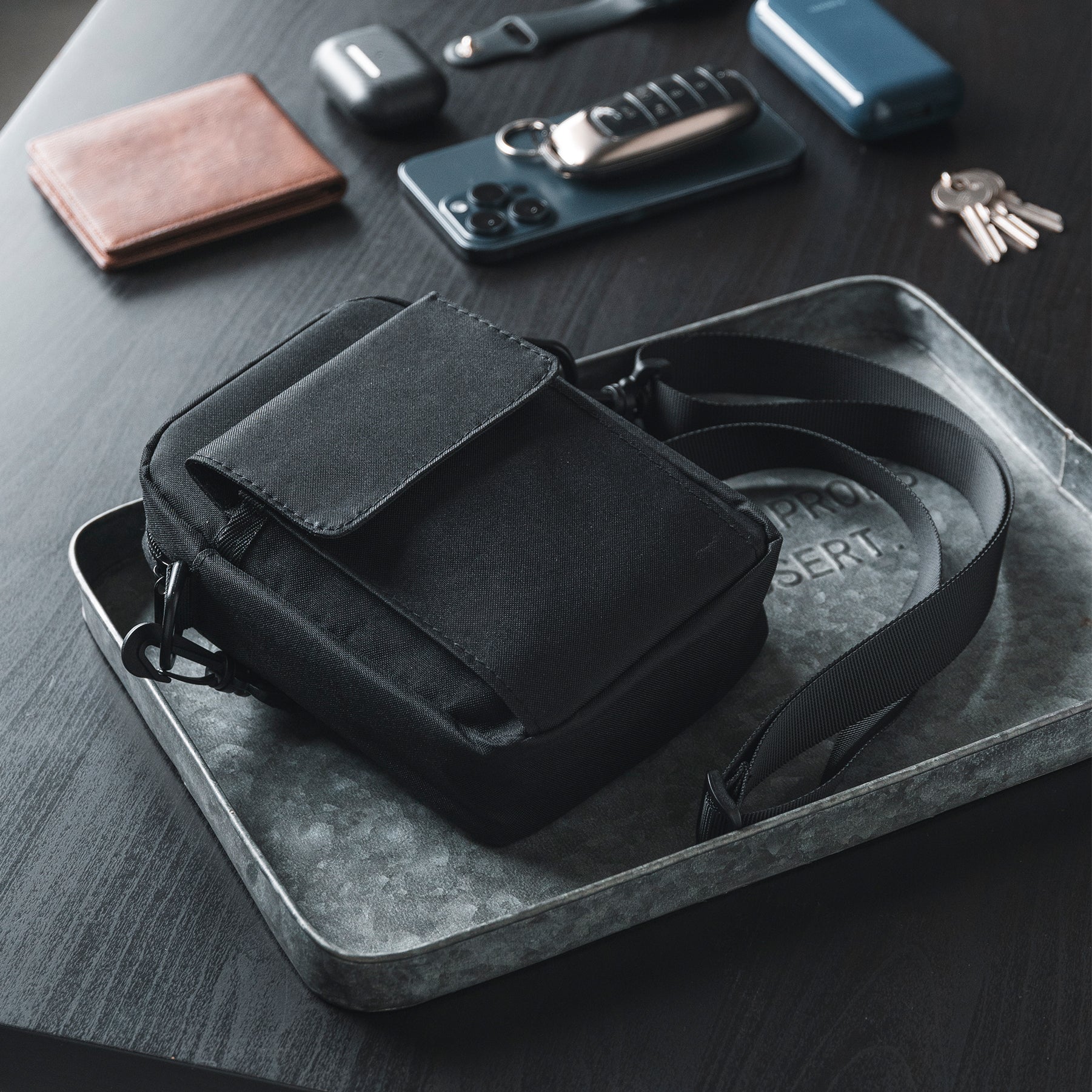 DB100 Versatile Outdoor Shoulder Bag Mini Crossbody Small Messenger Bag