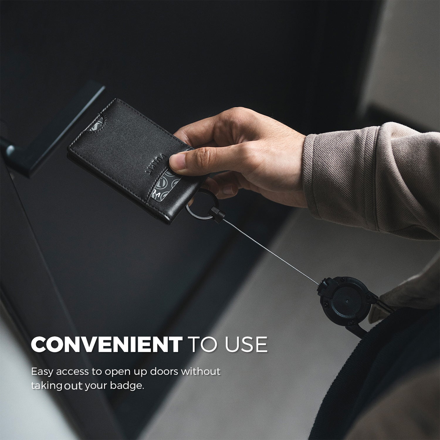 VBH102-Leather Bifold Badge Holder Wallet with Retractable Clip