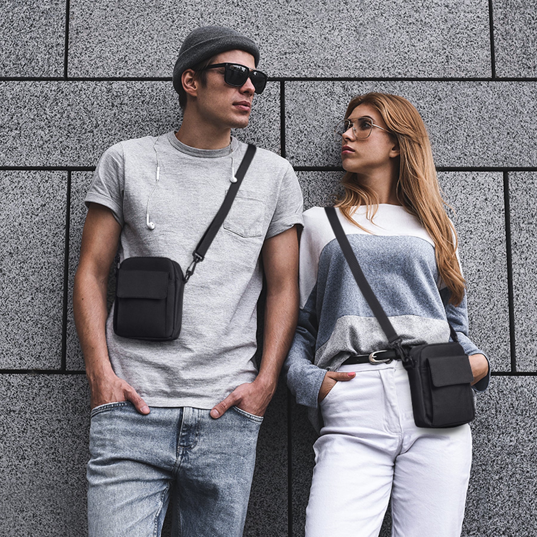 ウィダンシンー　ESSENTIALS SMALL SHOUDER BAG ESSENTIALS SMALL SHOUDER BAG – WIND AND SEA