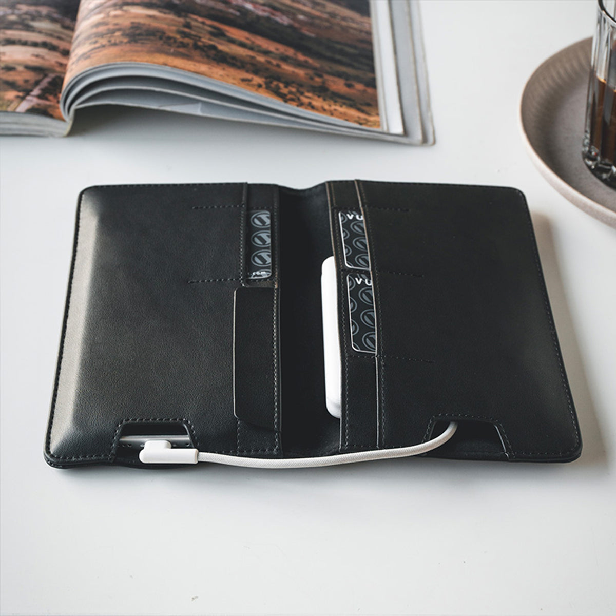 VB111-Anti-theft wallet for two phones, with storage for ID and cards