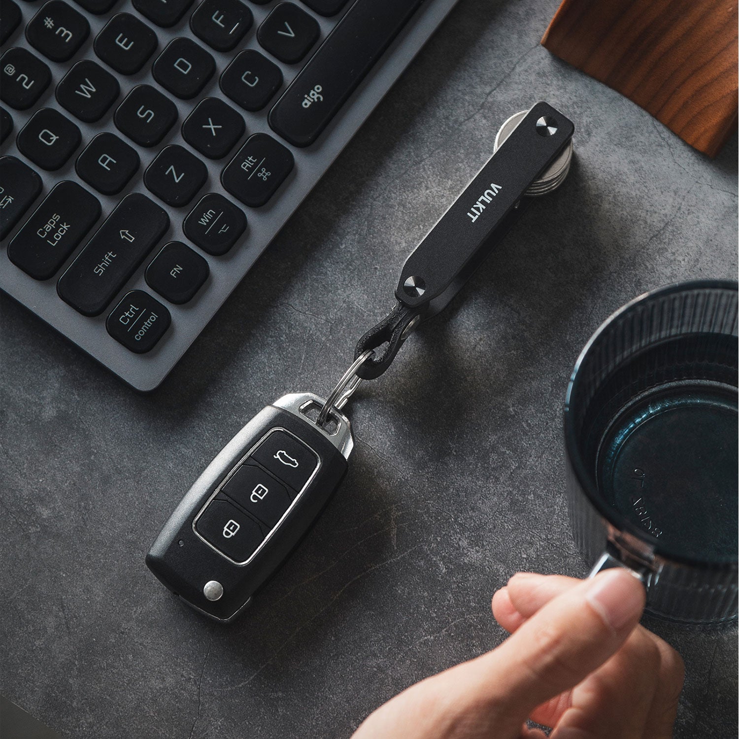 VKC102- Premium Aluminum Key Holder with Minimalist Design – VULKIT