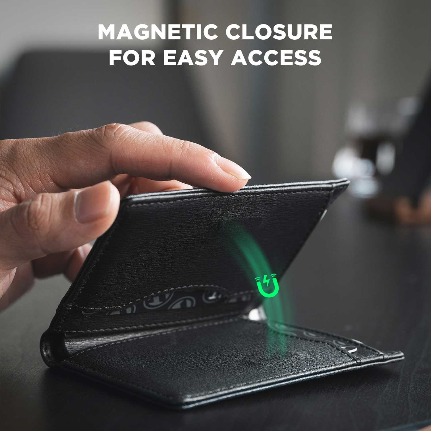 VW134 - Slim RFID Blocking Leather Card Holder with Magnetic Closure