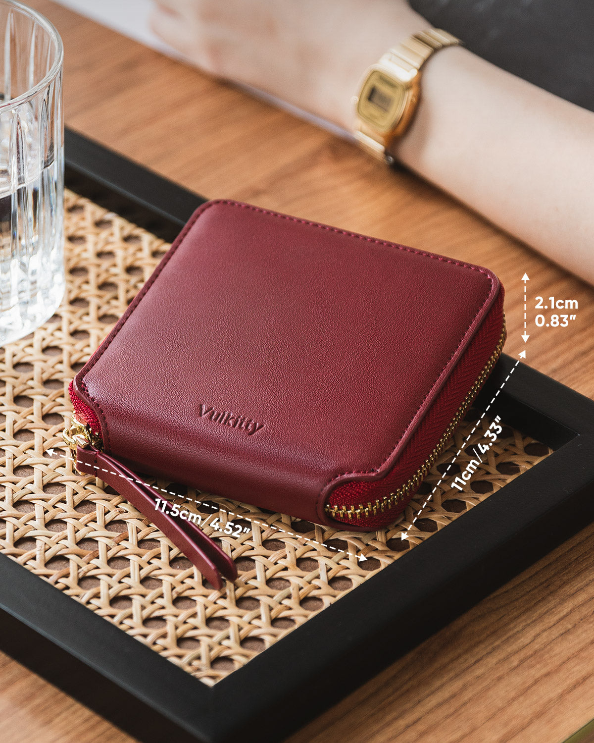 Vintage Men Large Capacity Genuine Leather Purse Thick Leather Wallets with  Removable Coin Pocket - China Wallet and Leather Wallet price |  Made-in-China.com